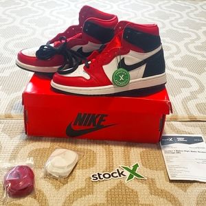New Jordan 1 Retro High Satin Snake Chicago 7W Women's